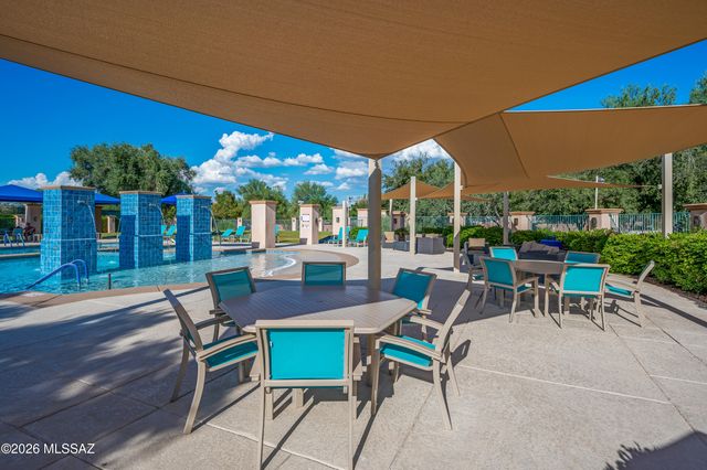 9511 N Twinkling Shadows Way, Tucson, AZ 85743