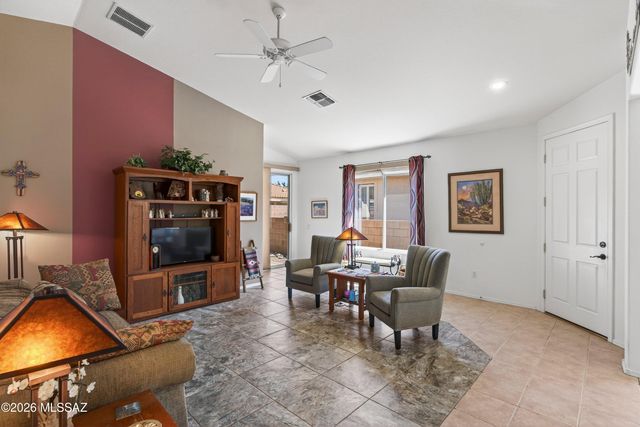 9511 N Twinkling Shadows Way, Tucson, AZ 85743