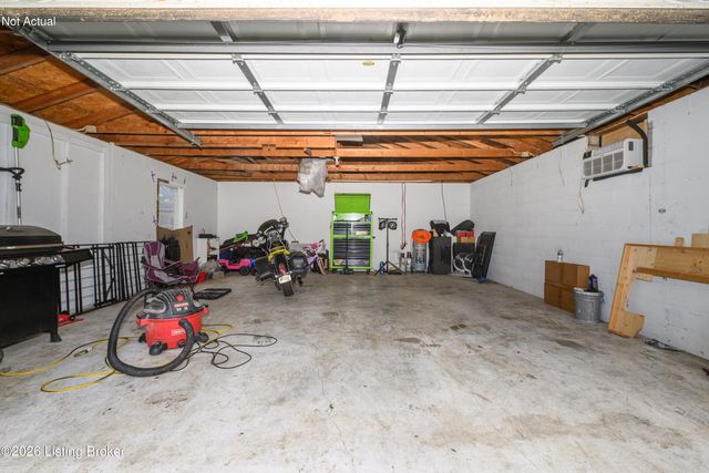 2503 Granville Way, Louisville, KY 40216