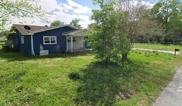 4777 Walea Drive, Orange, TX 77632