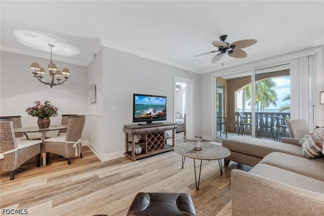 2825 Palm Beach BLVD 210, Fort Myers, FL 33916