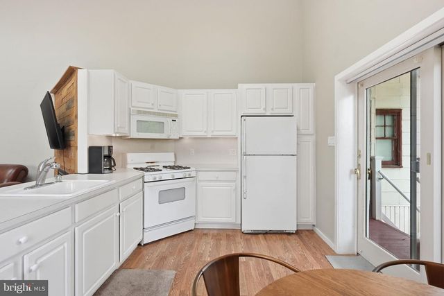 2810 LIMEKILN PIKE, Glenside, PA 19038