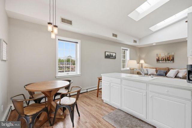 2810 LIMEKILN PIKE, Glenside, PA 19038