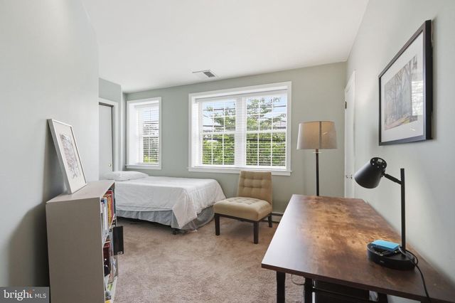 2810 LIMEKILN PIKE, Glenside, PA 19038