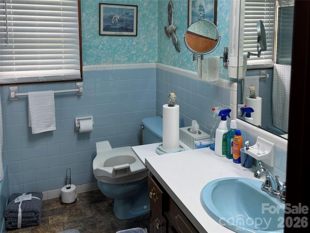 5107 Anderson Mountain Road, Maiden, NC 28650