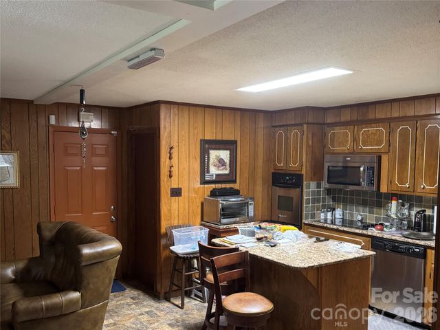 5107 Anderson Mountain Road, Maiden, NC 28650