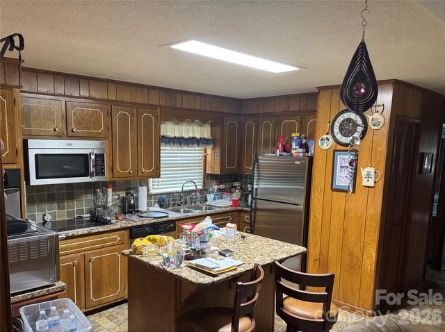 5107 Anderson Mountain Road, Maiden, NC 28650