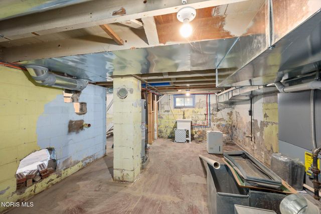 5814 Summit Street, Sylvania, OH 43560