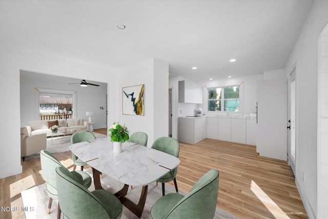 5814 Summit Street, Sylvania, OH 43560