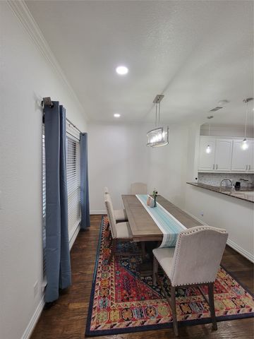 4263 Towne Lake Court, Irving, TX 75061