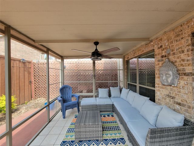 4263 Towne Lake Court, Irving, TX 75061