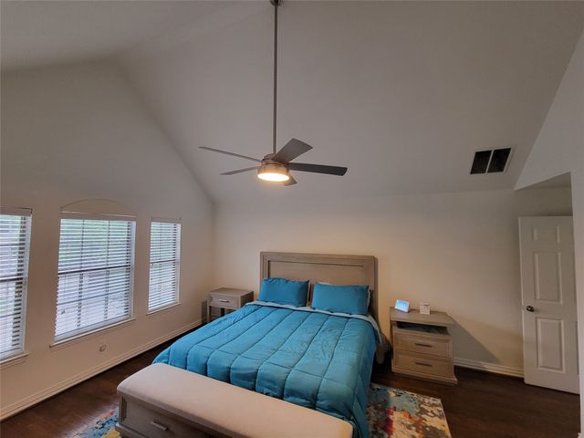 4263 Towne Lake Court, Irving, TX 75061