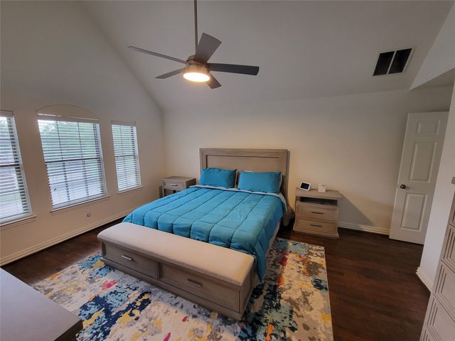 4263 Towne Lake Court, Irving, TX 75061