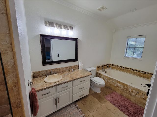 4263 Towne Lake Court, Irving, TX 75061