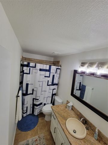 4263 Towne Lake Court, Irving, TX 75061