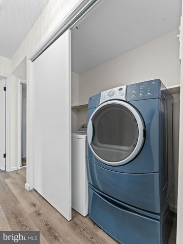 17 BRIARCREEK DR, Voorhees, NJ 08043