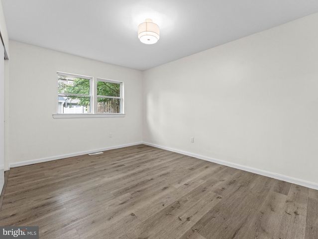 17 BRIARCREEK DR, Voorhees, NJ 08043