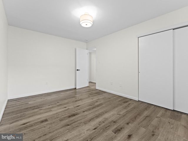 17 BRIARCREEK DR, Voorhees, NJ 08043