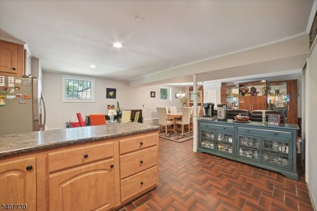 63 Hemlock Rd, Little Falls Twp., NJ 07424