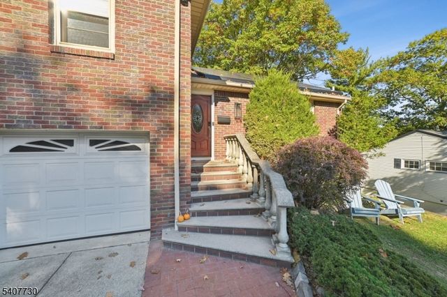 63 Hemlock Rd, Little Falls Twp., NJ 07424