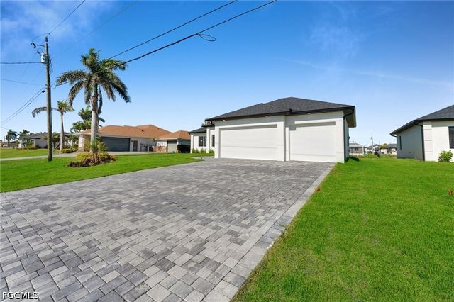2712 NW 41st AVE, Cape Coral, FL 33993