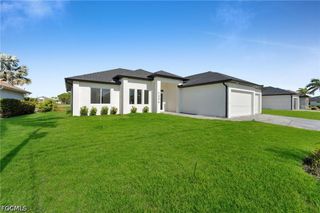 2712 NW 41st AVE, Cape Coral, FL 33993
