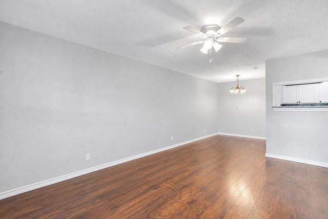 3535 E Nasa Parkway 90, Seabrook, TX 77586