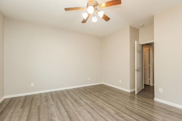 443 Oak Chase Drive, Conroe, TX 77304