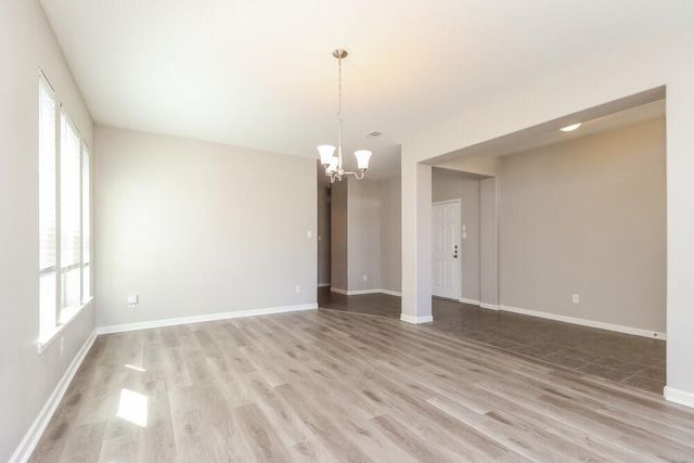 443 Oak Chase Drive, Conroe, TX 77304