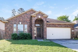 443 Oak Chase Drive, Conroe, TX 77304