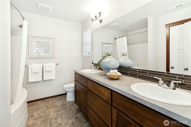 20902 2nd Avenue W, Lynnwood, WA 98036