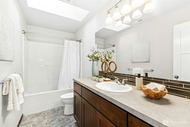 20902 2nd Avenue W, Lynnwood, WA 98036