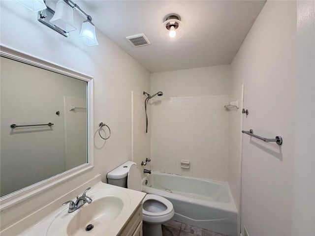 3730 Old Flowery Branch Road I1, Oakwood, GA 30566