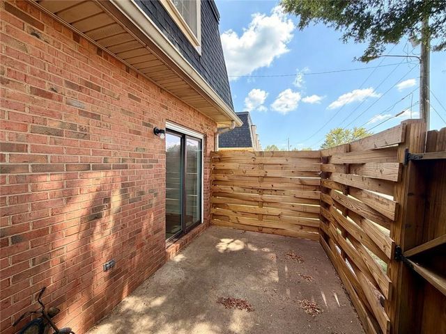 3730 Old Flowery Branch Road I1, Oakwood, GA 30566