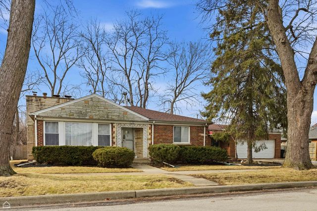 6310 N La Crosse Avenue, Chicago, IL 60646