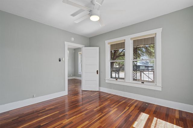 4914 Woodrow Ave, Austin, TX 78756