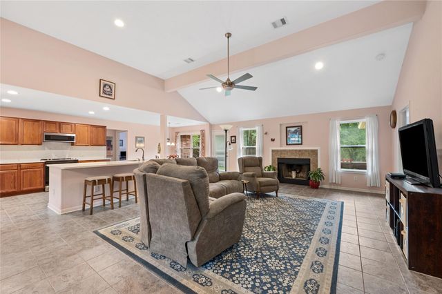 605 Pelican Street, Magnolia, TX 77355