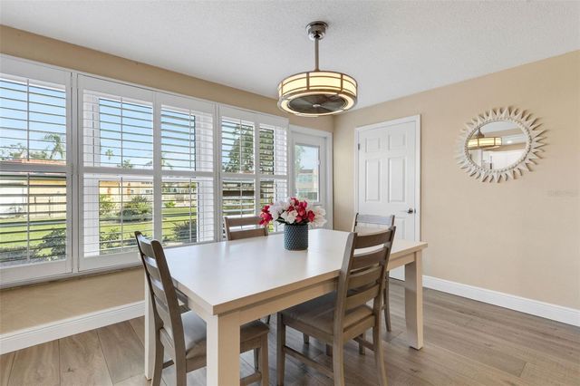 122 BUTTONWOOD CIRCLE 122, Seminole, FL 33777