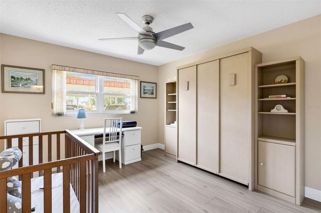 122 BUTTONWOOD CIRCLE 122, Seminole, FL 33777