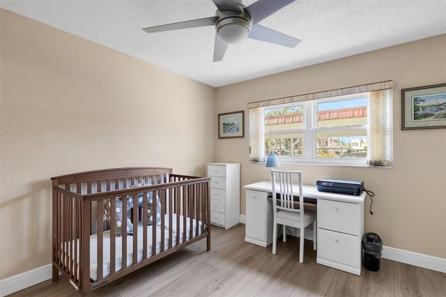 122 BUTTONWOOD CIRCLE 122, Seminole, FL 33777