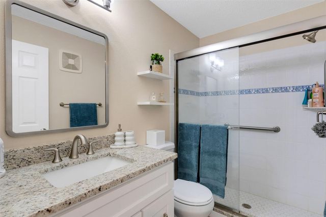 122 BUTTONWOOD CIRCLE 122, Seminole, FL 33777