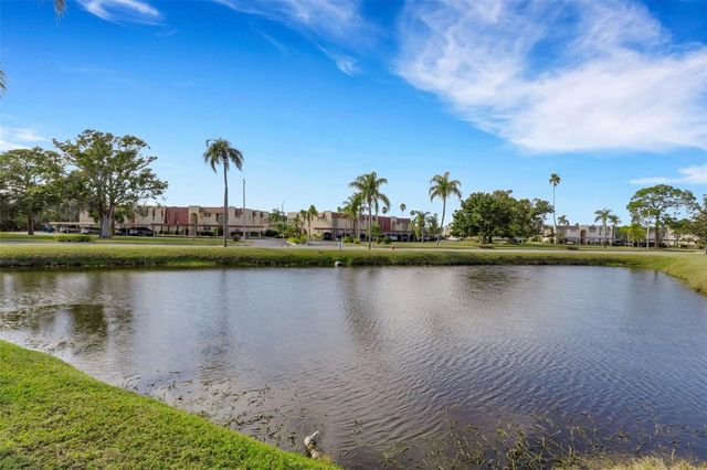 122 BUTTONWOOD CIRCLE 122, Seminole, FL 33777