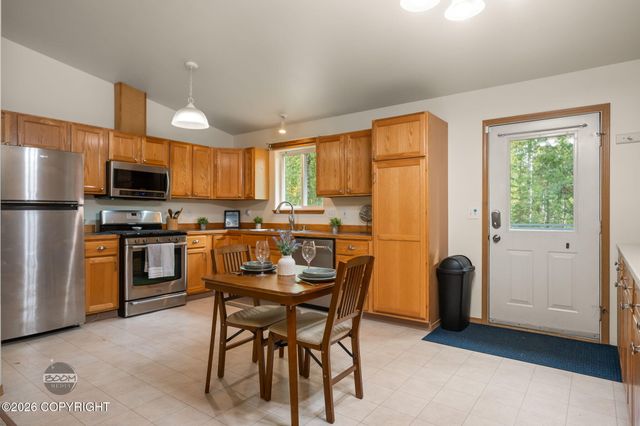 6960 W Colony Drive, Wasilla, AK 99623