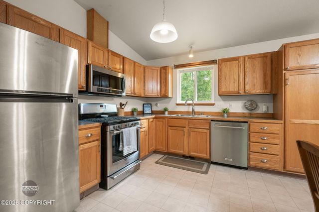 6960 W Colony Drive, Wasilla, AK 99623