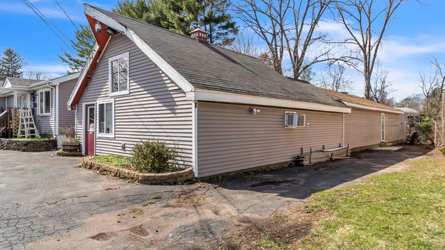 224 Hartford Turnpike, Tolland, CT 06084