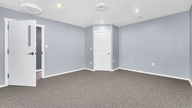 224 Hartford Turnpike, Tolland, CT 06084