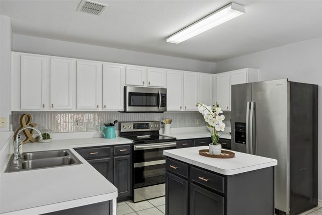 1600 Southridge Lane, Sherman, TX 75092