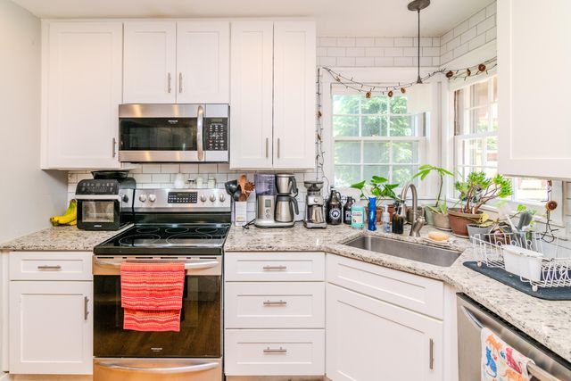 222 Wilson Downing Road, Lexington, KY 40517