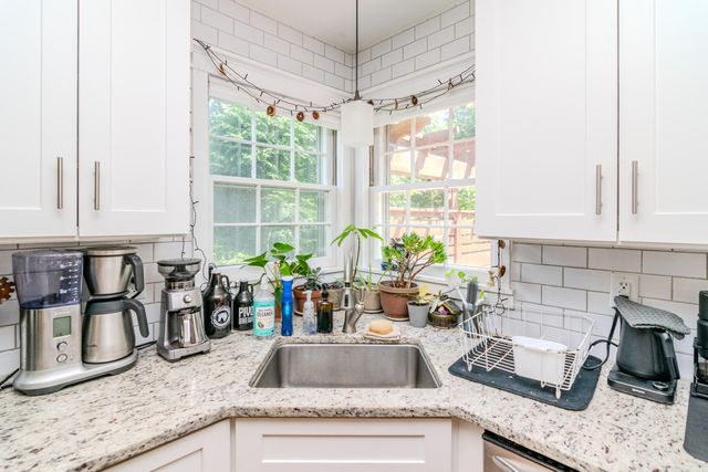 222 Wilson Downing Road, Lexington, KY 40517