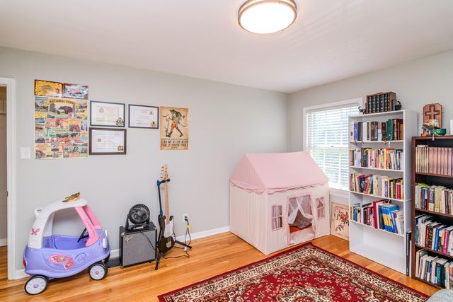 222 Wilson Downing Road, Lexington, KY 40517